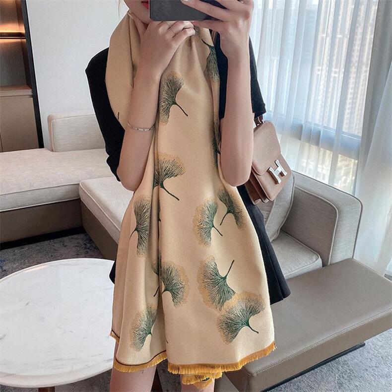 380g Weight Scarf Classification Holiday, Daily Occasion Imitation cashmere, Polyester Material Color Block Pattern Winter Season Women's Gender Sweet Style Women's Sweet Color Block Imitation Cashmere Polyester Scarf 无