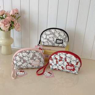 HelloKitty�����ڙ�ײɫ���ữ�y�����y��������ϴ��������Ů��