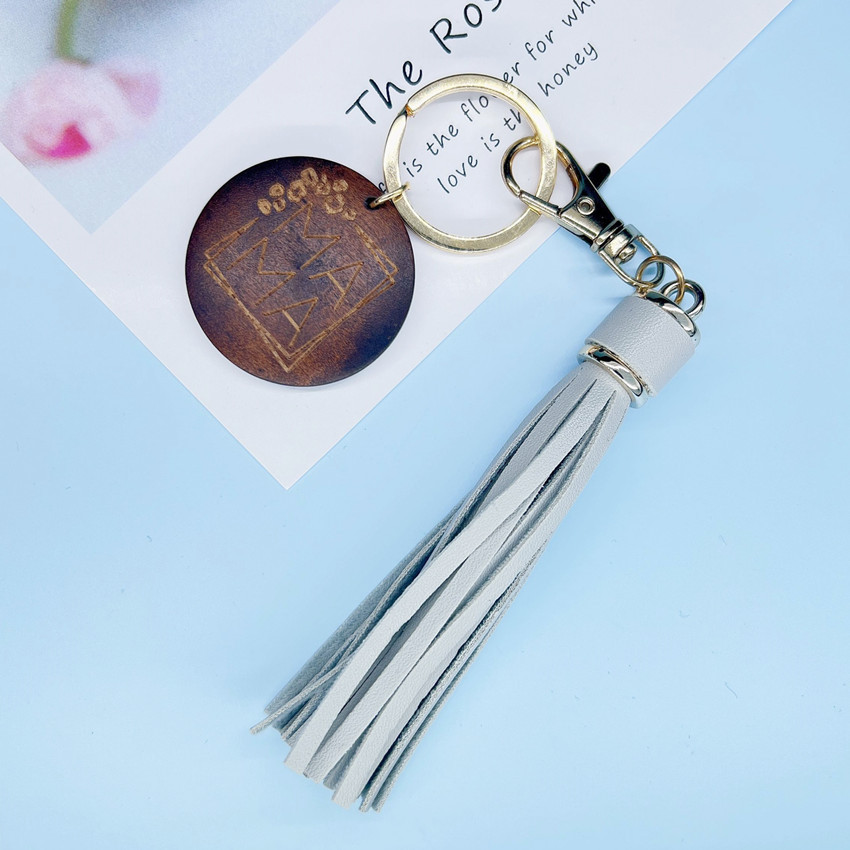 15g Weight Keychain Classification 1 Piece Quantity Daily Occasion PU, Wood Material Mother'S Day Festival MAMA, Letter Pattern Women's Gender Tassel Design Romantic Style Romantic MAMA Letter PU Wood Tassel Mother'S Day Women's Keychain 17