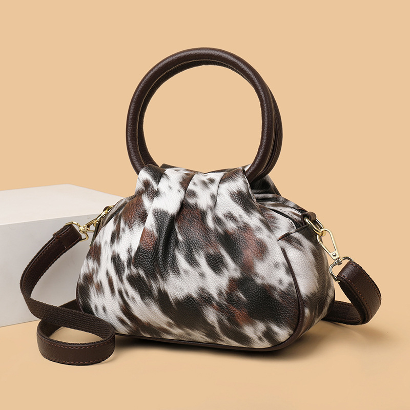 Cross-border luxury handbag, wild zebra and leopard print design, 2026 new collection, genuine leather pleated bag, versatile tote bag, Apple-style bag, factory direct