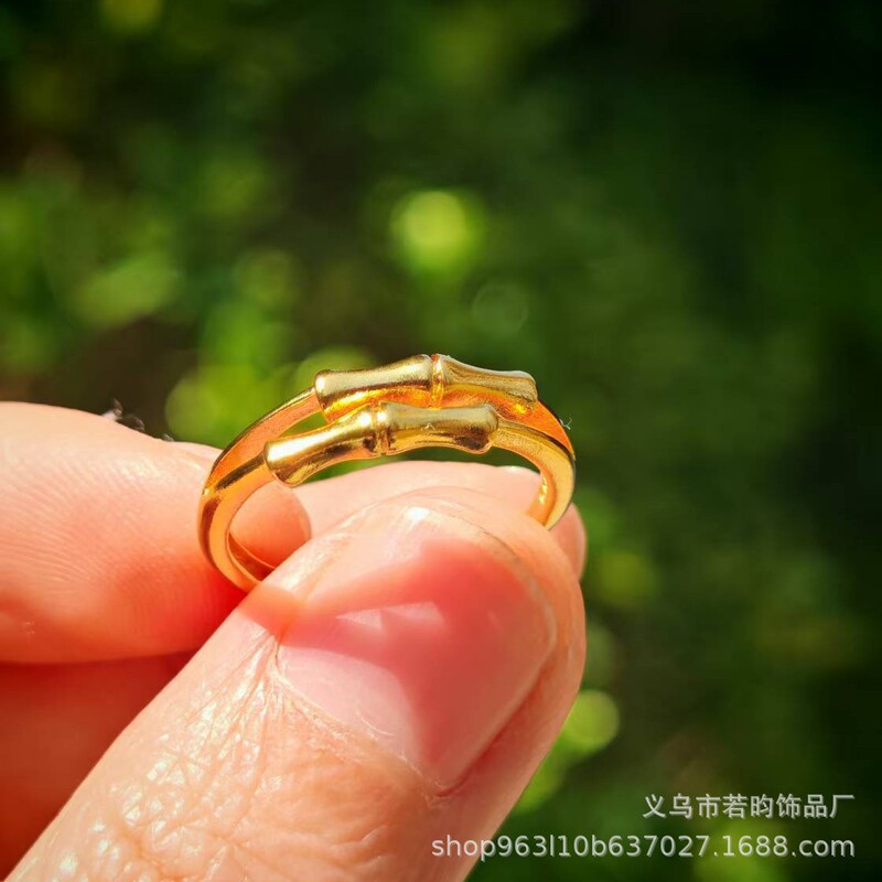 女性用模造ベトナムサンドゴールドリング、女性用ラブカーフラワーリング、開口部調整可能、ライブブロードキャストギフト卸売|undefined