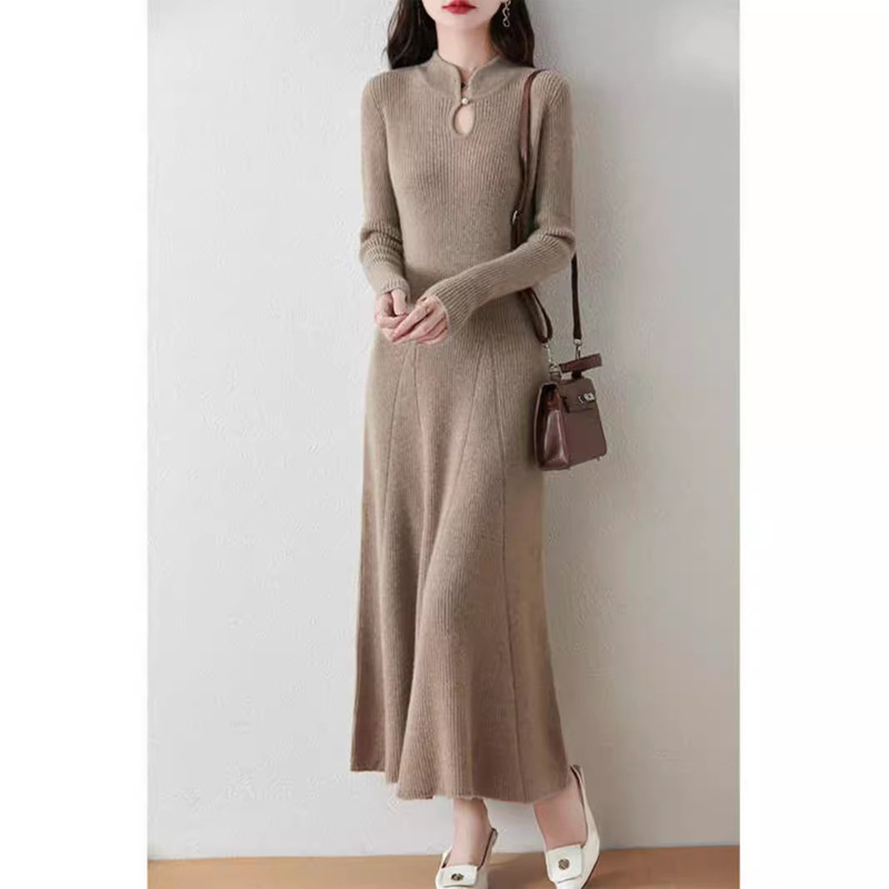 Vintage Chinese Stand Collar One-Button Fishtail Pure Wool dress Autumn and Winter New Knitted Slim-Fit Slimming Sweater Vintage Chinese Stand Collar One-Button Fishtail Pure Wool dress Autumn and Winter New Knitted Slim-Fit Slimming Sweater