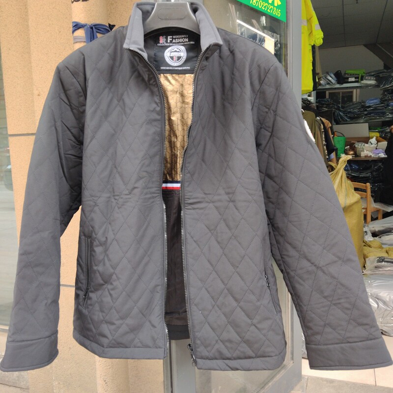 Graphene Self-Heating Cotton Jacket with Embroidered Diamond Pattern Lining, Retro Fashion, Versatile Warm Cotton Jacket