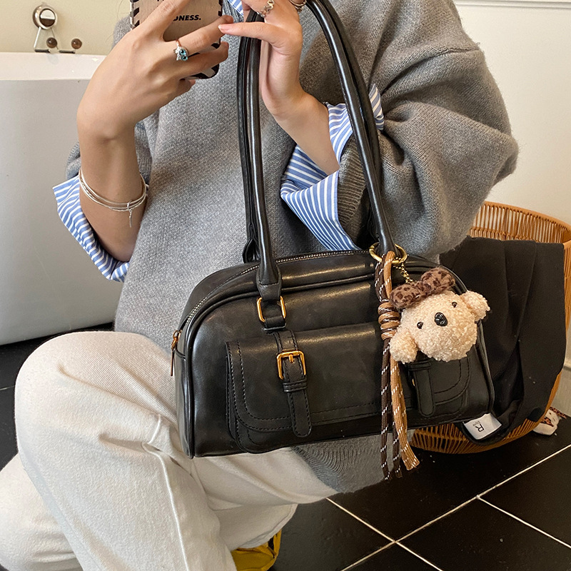 Bolsa de bolos de mano de moda coreana para mujeres 2025 nueva bolsa de almohada casual universal bolsas de hombro para viajar bolsas de brazo