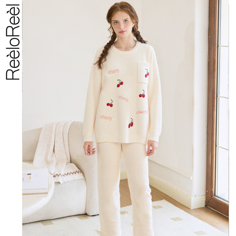 2025 Ruiou Rachel New Winter Women's Pajamas with Glowing Cherry Embroidery, Thick and Warm Loungewear That Can Be Worn Outside 2025 Ruiou Rachel New Winter Women's Pajamas with Glowing Cherry Embroidery, Thick and Warm Loungewear That Can Be Worn Outside