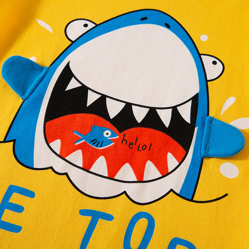 Camiseta de manga larga con cuello redondo para niños, de algodón puro, con estampado de tiburón de dibujos animados, otoño 2025, venta al por mayor.