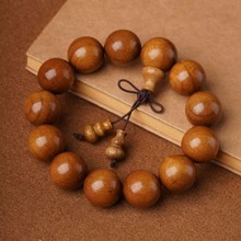 厂家直销量大价优金丝楠木黄料地摊直播货源供应链木制工艺品手串