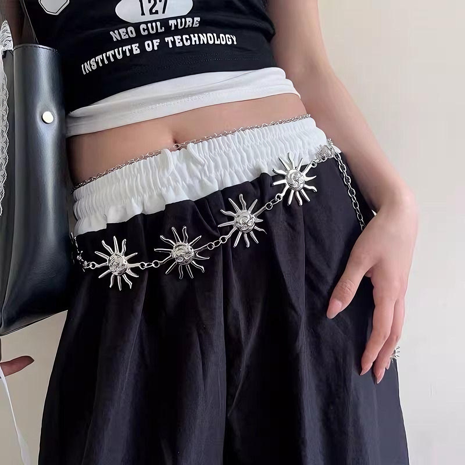 XL1786
