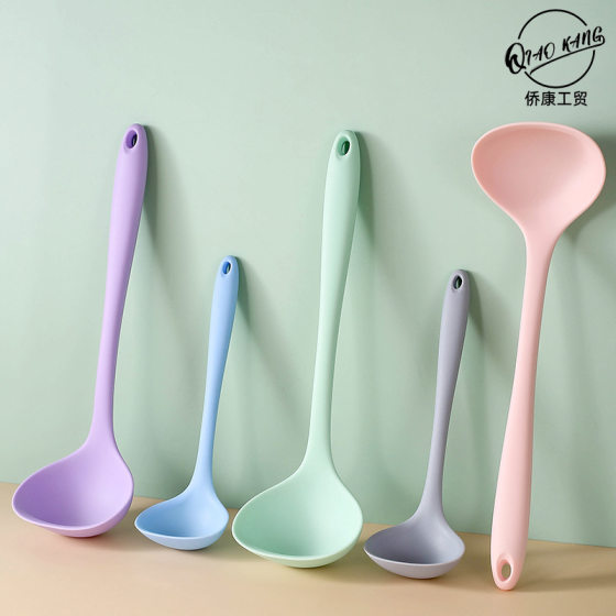 Kitchen supplies silicone spoon high temperature pot spoon cooking spoon non-stick pan special small spoon spot supply
