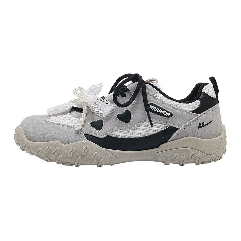 Zapatos casuales retro retro de color de otoño nuevos productos de moda, zapatos de entrenamiento alemán, dulces zapatos de alto valor para estudiantes