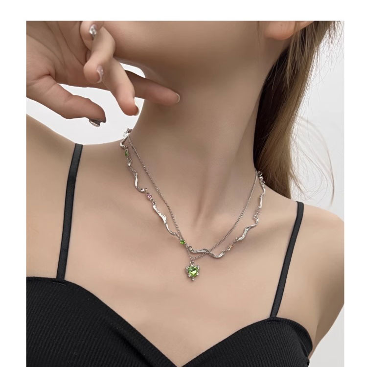 Holiday, Daily, Shopping Occasion Alloy, Titanium Steel Material Heart Shape Pattern Women's Gender Simple Style Heart Shape Alloy Titanium Steel Artificial Rhinestones Women's Double Layer Necklaces