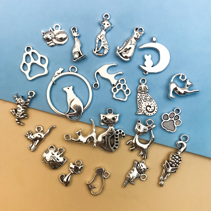 Ventas directas de fábrica 1 gato serie Xizanga plata accesorios pulsera accesorios colgante DIY accesorios animales antiguos accesorios de plata gato