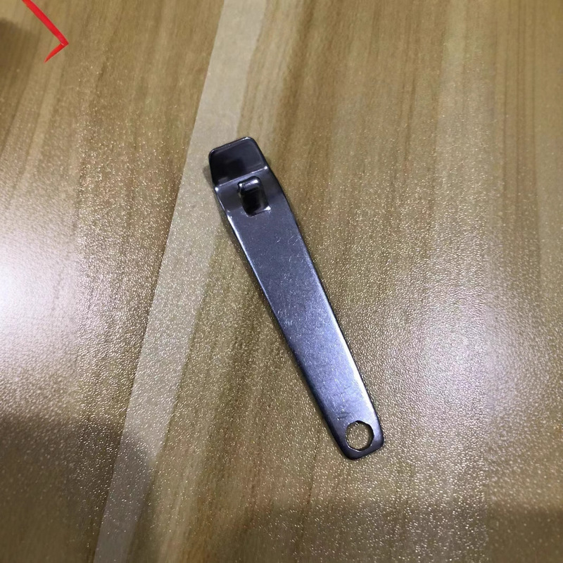 経口液の栓抜きは多くの蓋を開けます。|undefined