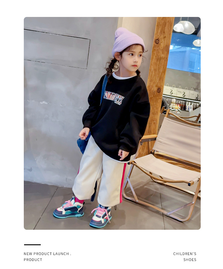 Ragazze, sport, autunno 2023, nuovo pane fritto per bambini di strada, ragazzi con dopamina, tavola alta_voghion.com