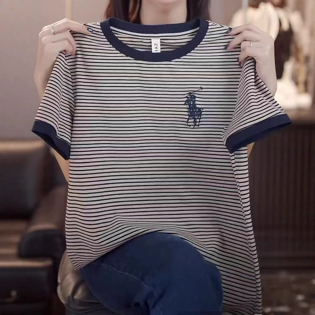 Европейская утягивающая футболка в полоску с короткими рукавами для женщин, лето 2025, новый контрастный цвет, повседневный топ с круглым вырезом на правое плечо
