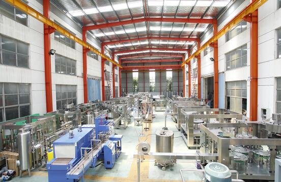 厂家供应三合一矿泉水灌装机山泉水灌装线5000瓶每小时