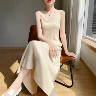 2024V领羊毛吊带女中长款针织无袖背心裙宽松羊毛连衣裙打底衫