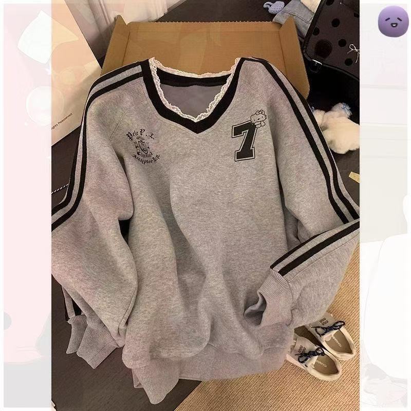 不挑身材!上身巨显瘦!宽松别致V领卫衣外套女灰色蕾丝边上衣潮