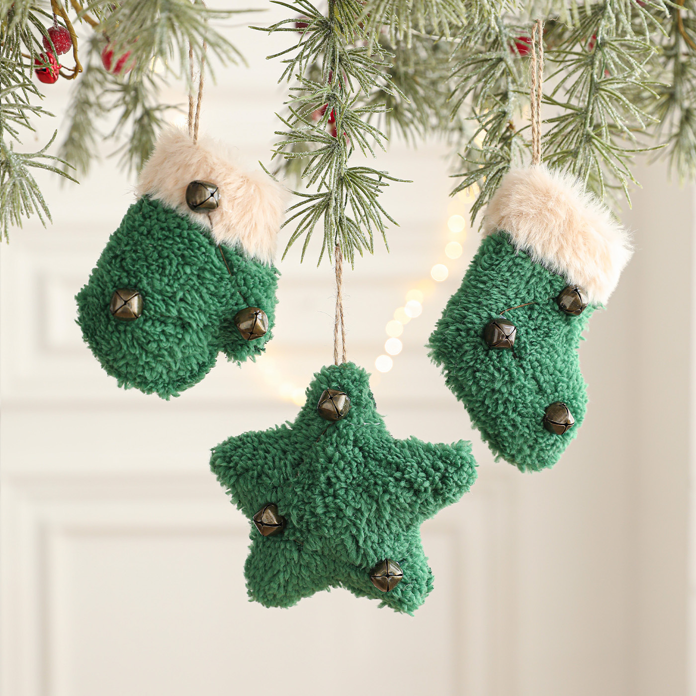 Transfronterizo americano verde bordes peluche colgante de tela bordes blancos árbol de Navidad colgante estrellas campana muñecas de dibujos animados