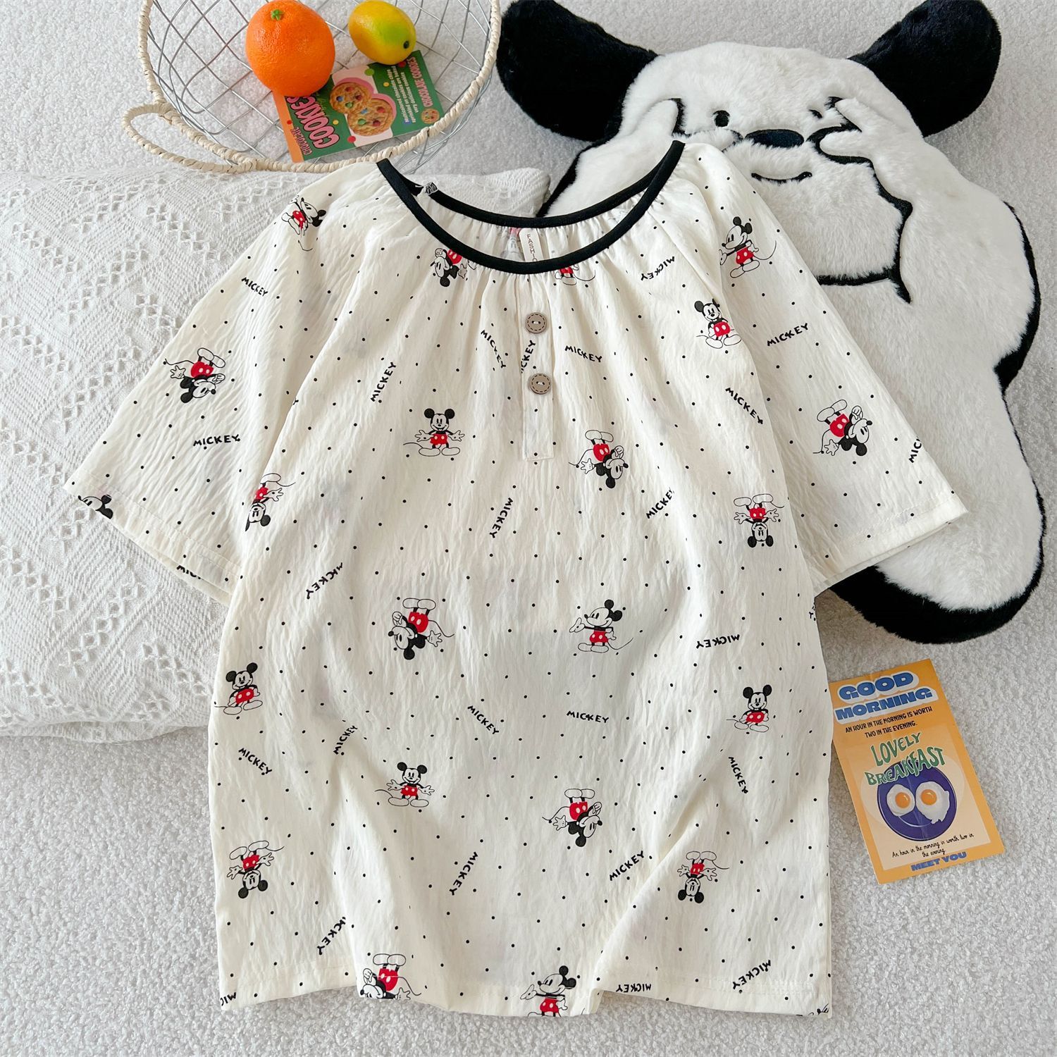 Venta al por mayor transfronteriza verano nuevo estilo pantalones cortos de manga corta botones cuello redondo nube algodón dibujos animados lindo anime pijamas estampados mujeres