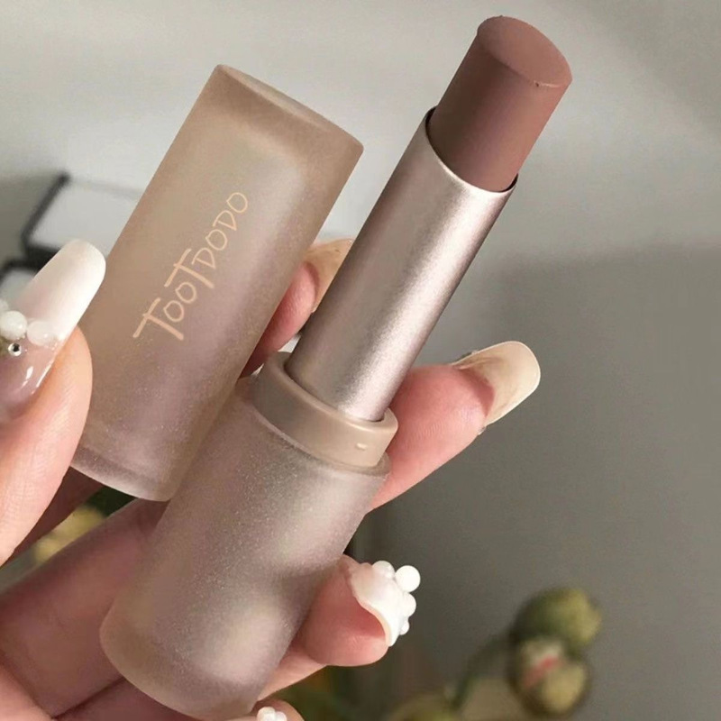 Free Shipping for Dropshipping~Air Mist Velvet Lipstick to Enhance Complexion, Long-Lasting Non-Stick Cup Soft Matte Nude Lipstick