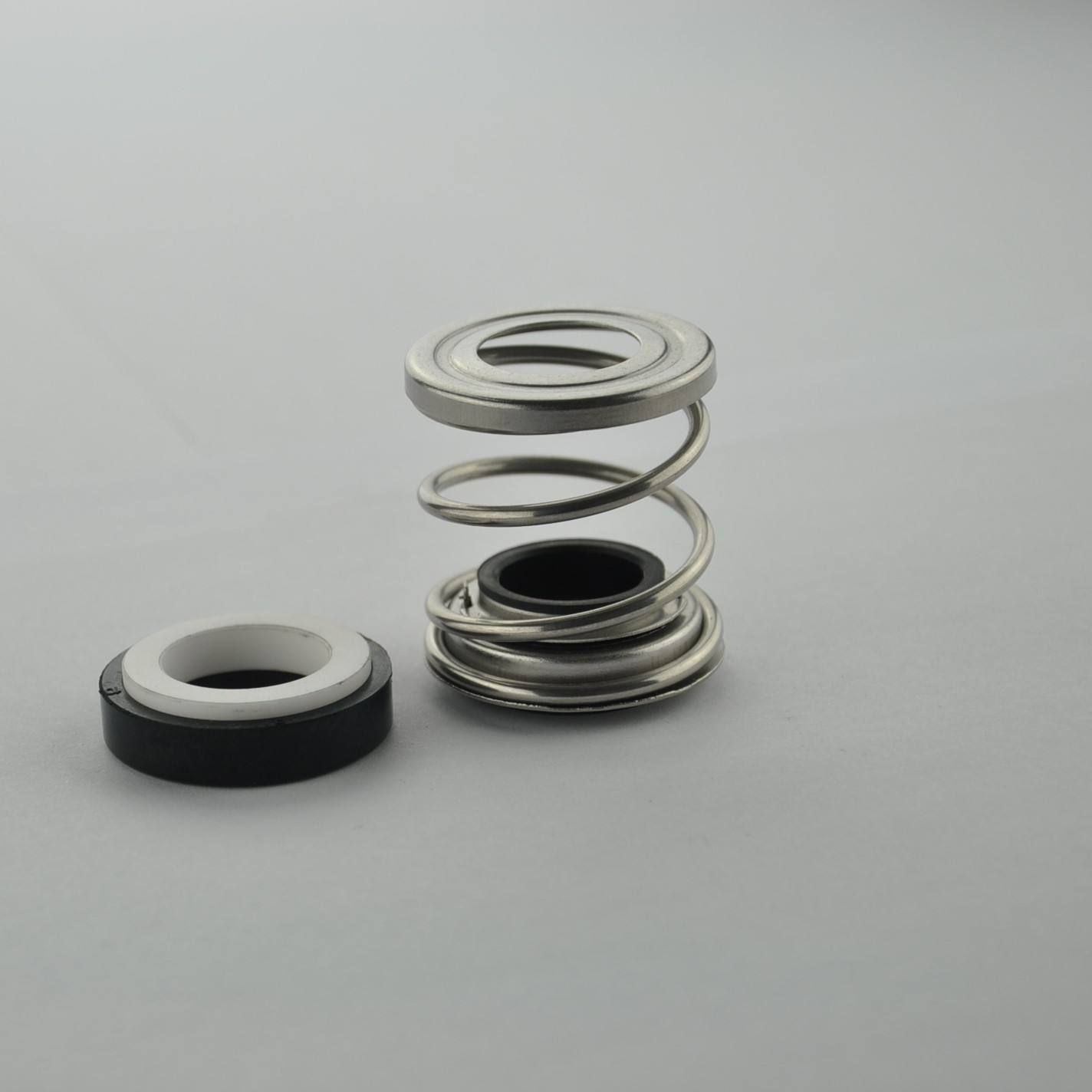 专业供应16毫米轴径弹簧式深井泵用水封抽水潜水泵用机械密封件