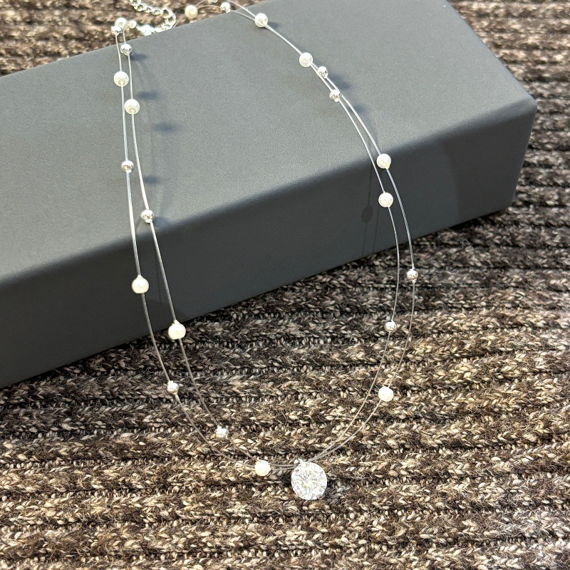 Collar de capas minimalista con cadenas delicadas joyas_voghion.com