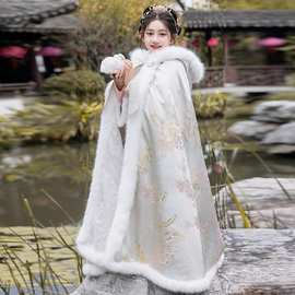女童汉服连帽斗篷春秋外出加绒保暖儿童长款中国风拜年服加厚披风