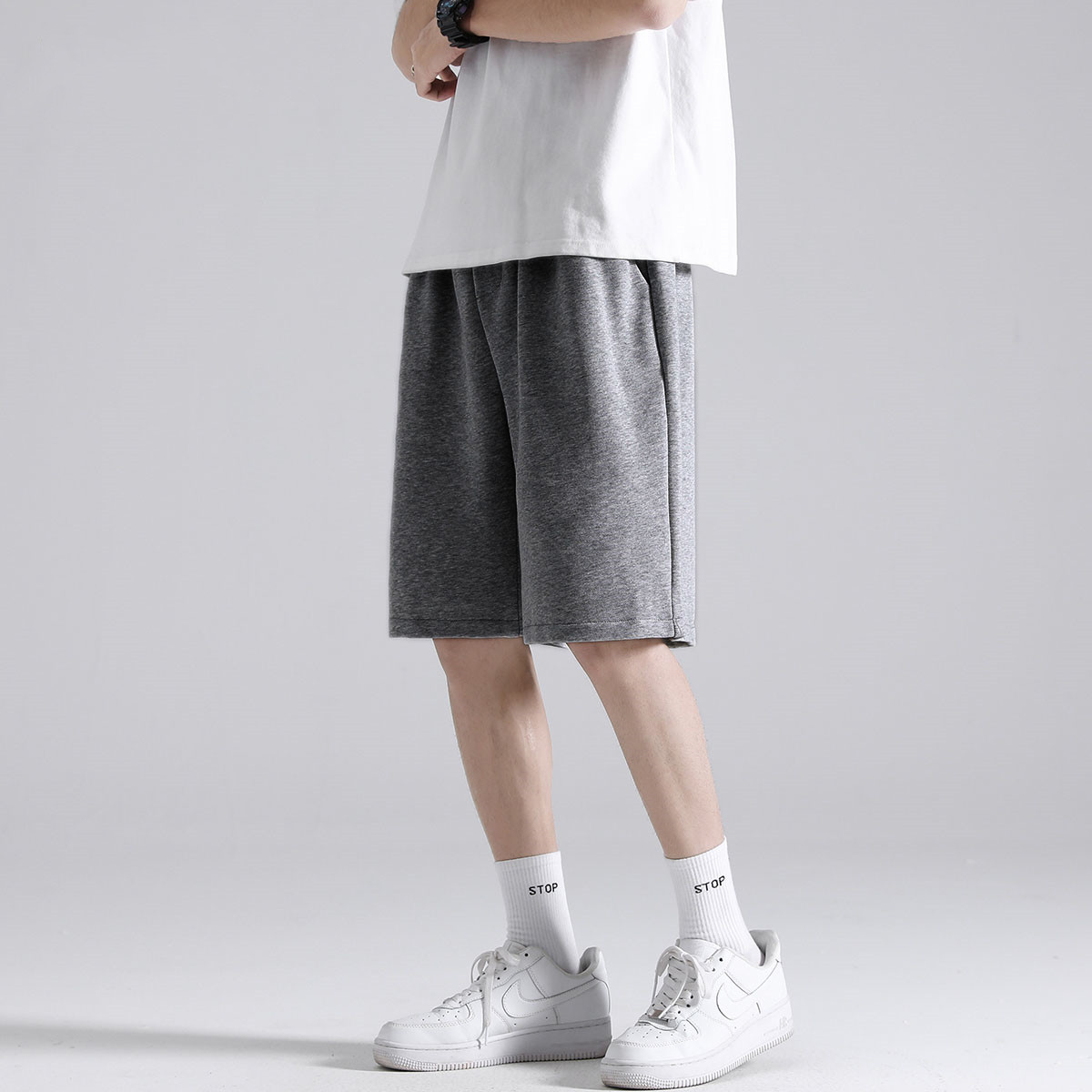 스트레이트 반바지 다크 그레이