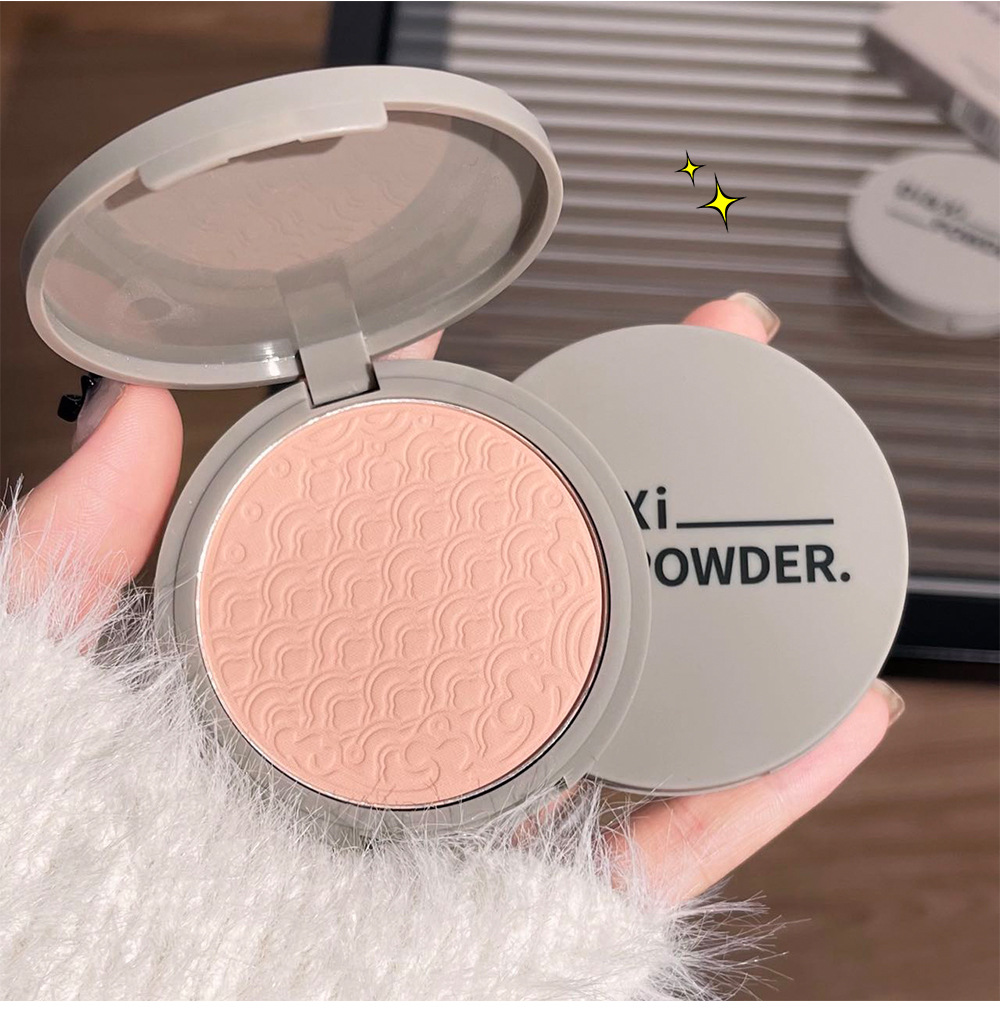 Di&Xi Cloud Mist Soft Caramel Powder Compact is fine, pseudo-natural, whitening, naturally brightening, concealing, versatile, popular and affordable Application Scenario
