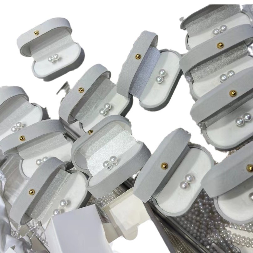 8-9MM 씨없는 흰색 진주, 거의 완벽하고 두껍고 둥근 찐빵, 절묘한 장식, 최고의 기념품,  귀걸이