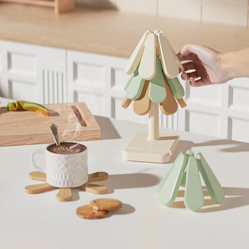 自己デザインのクリスマスツリーシリコンコースターDouyinホームコースタークロスボーダー断熱マットプレースマットポットマットシリコンマット|undefined