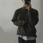 透气修身半高领咖色针织衫