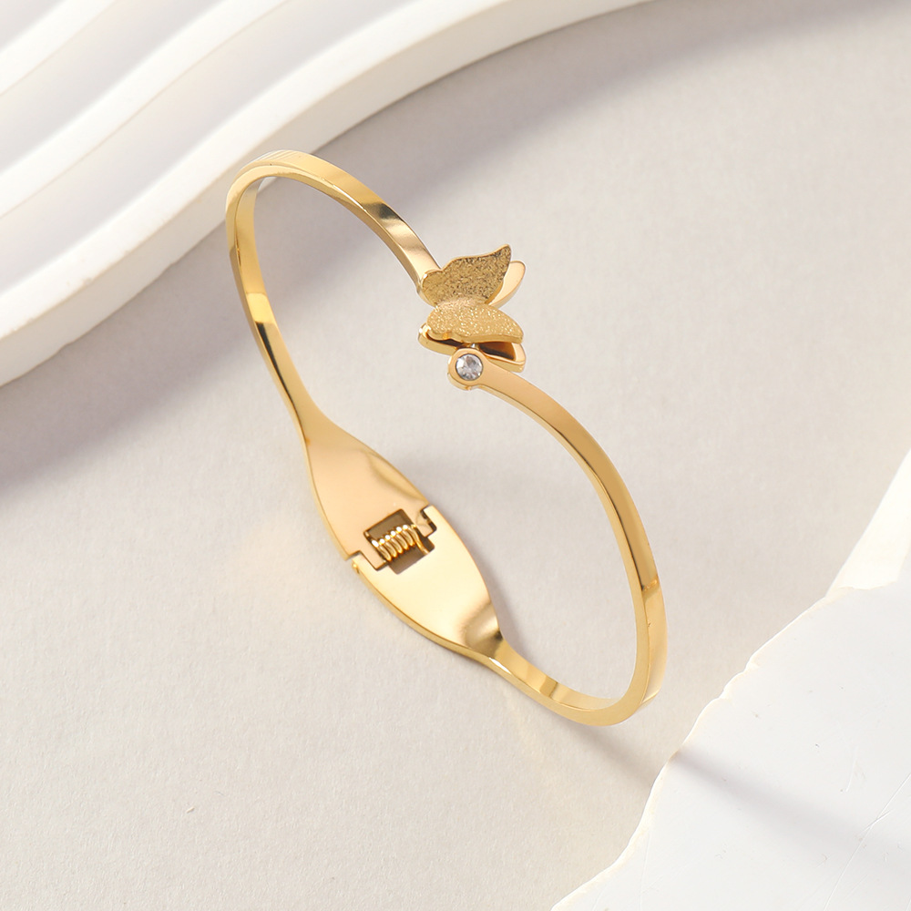 Europa y los Estados Unidos transfronterizos pulseras de acero de aluminio de aluminio de alta calidad para mujeres moda versátil números romanos diamantes joyas de acero inoxidable image 8