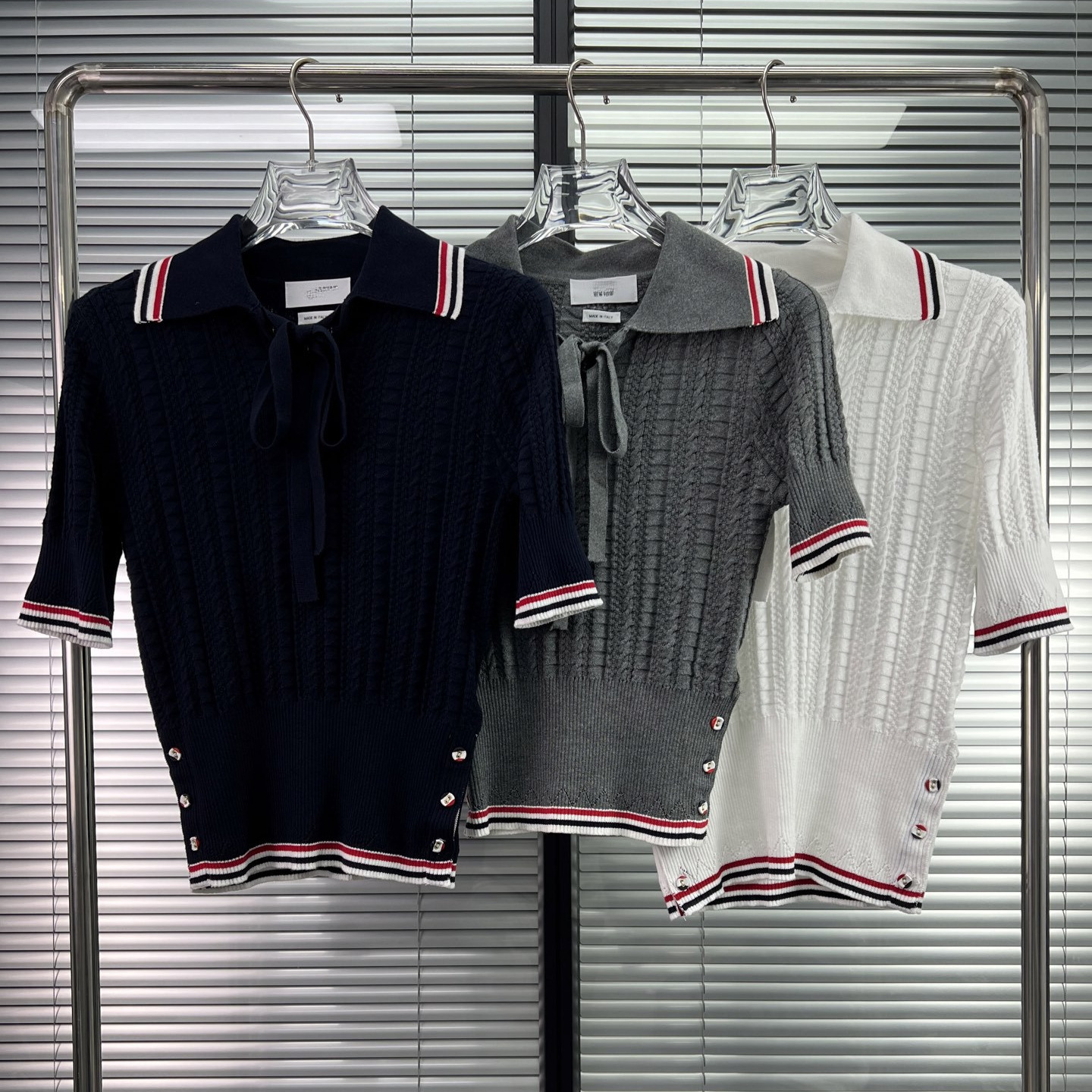 TB Tom Factory Direct Sales Short-Sleeve Knitted Polo Shirt, Collared, College Style, Slim Fit, Tie-Waist Bow Top