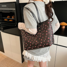 �羳С����Ʒ�ɐۙ���ӡ�������Ů�������ٴ�μ���������ذ�Ů