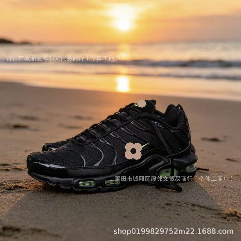 Putian Foreign Trade Tn Air Max Running Shoes in All Color Combinations for Men and Women, Sports Shoes with Cushioning, Wear-Resistant, and Breathable Running Shoes Putian Foreign Trade Tn Air Max Running Shoes in All Color Combinations for Men and Women, Sports Shoes with Cushioning, Wear-Resistant, and Breathable Running Shoes