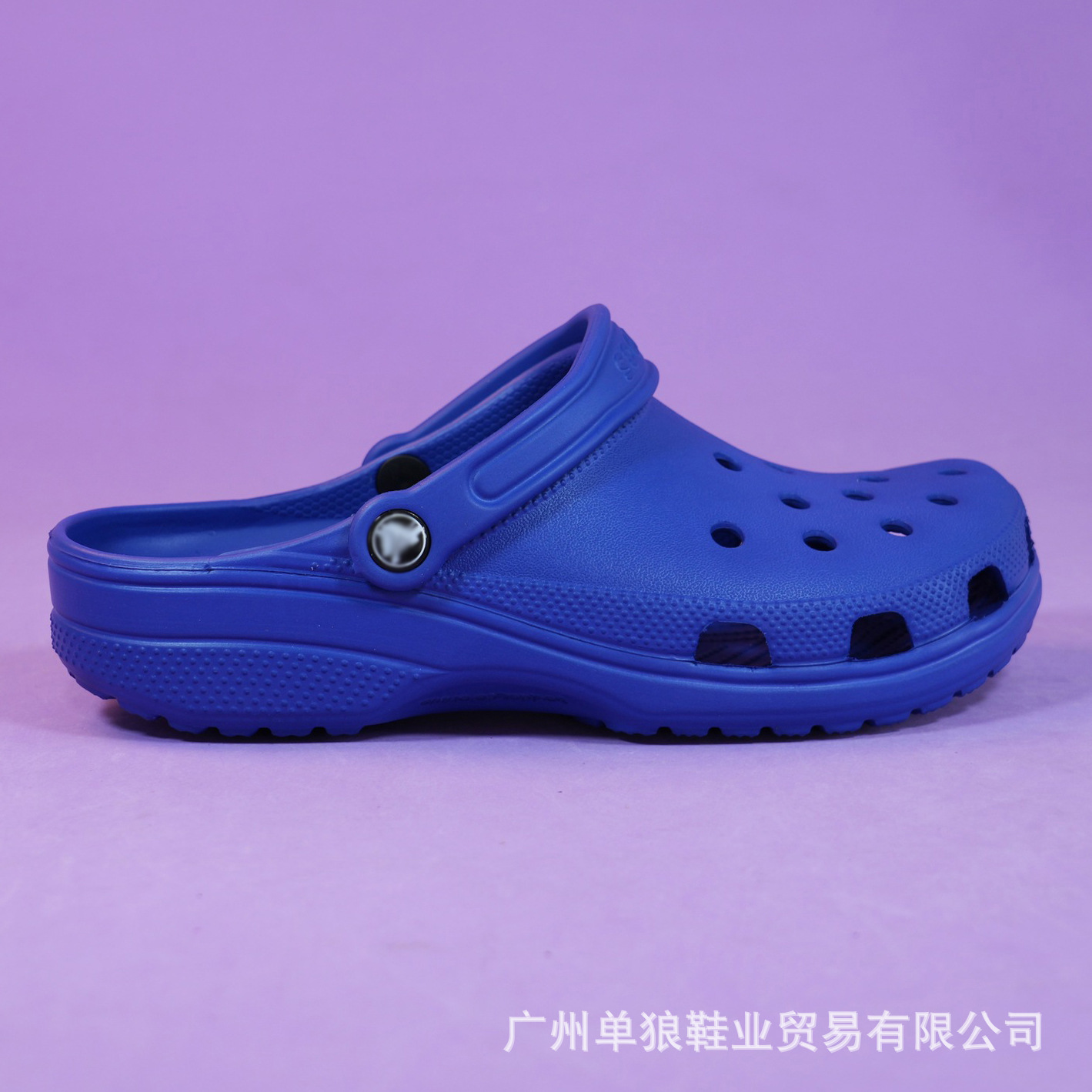 Estrellas etiquetadas de verano EVA zapatos de agujero casuales antideslizantes para mujeres zapatillas antiodorantes para parejas al aire libre sandalias