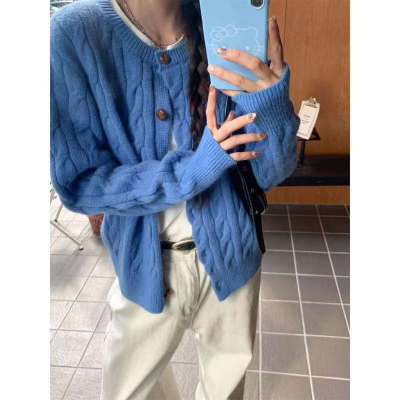 2026 Super Stylish Blue Cable-Knit Cardigan for Women, Gentle Winter Outerwear, Short Style