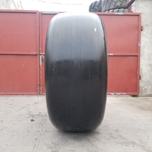 24R20.5 tanker tire desert oil field buoyancy vehicle smooth vacuum steel wire construction machinery tire