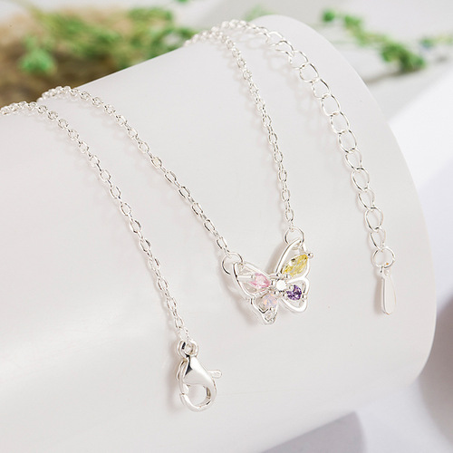 Colorful Butterfly Necklace Fashion Simple Clavicle Chain Niche Design High-end Light Luxury Summer Necklace  New Style