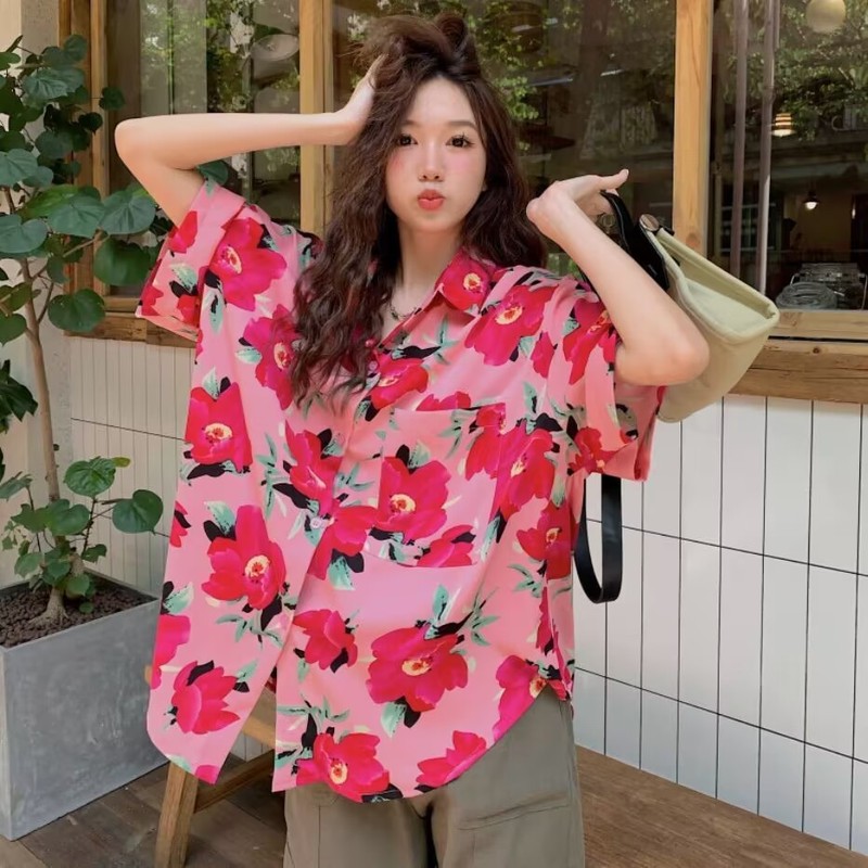海辺のリゾートスタイルの花柄シャツ夏ルーズカジュアル香港スタイルレトロフラワールーズ半袖シャツ女性のトップ|undefined
