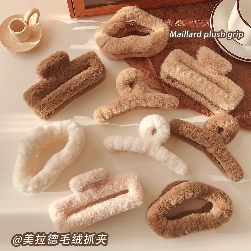 秋冬毛绒大号抓夹女2025新款发卡后脑勺头发夹子头饰高级感鲨鱼夹