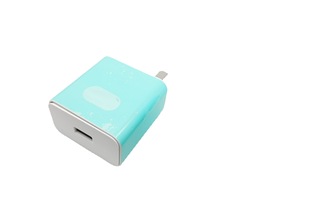 [shenzhen Spot] 66W Mid-gage PoWer Supply Plastic Shell Single USB Port Smart Phone Charger Shell