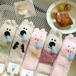 Coral velvet socks card love cartoon tube socks pink series moon socks trend Joker floor socks manufacturers wholesale