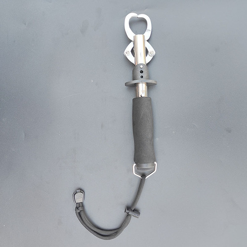 Stainless steel fish controller, fish gripping pliers, lure fishing claw, fish claw grabber, fish retrieving pliers, weighing fishing clamp