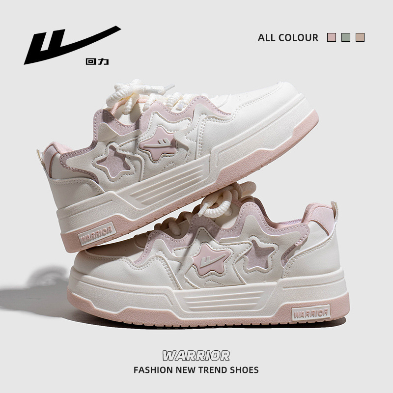 Zapatos de suela gruesa estilo Chanel de la marca Warrior con un diseño elegante, gran atractivo estético, zapatillas versátiles, zapatos cálidos, zapatos planos con cordones y punta redonda en color rosa melocotón.