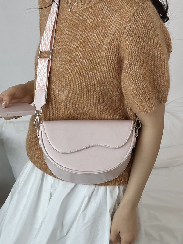 Bolso para mujeres 2026 nuevo cross-border correa de hombro ancha bolsa de silla de hombro de alta calidad lujosa ligera bolsa de mochila casual