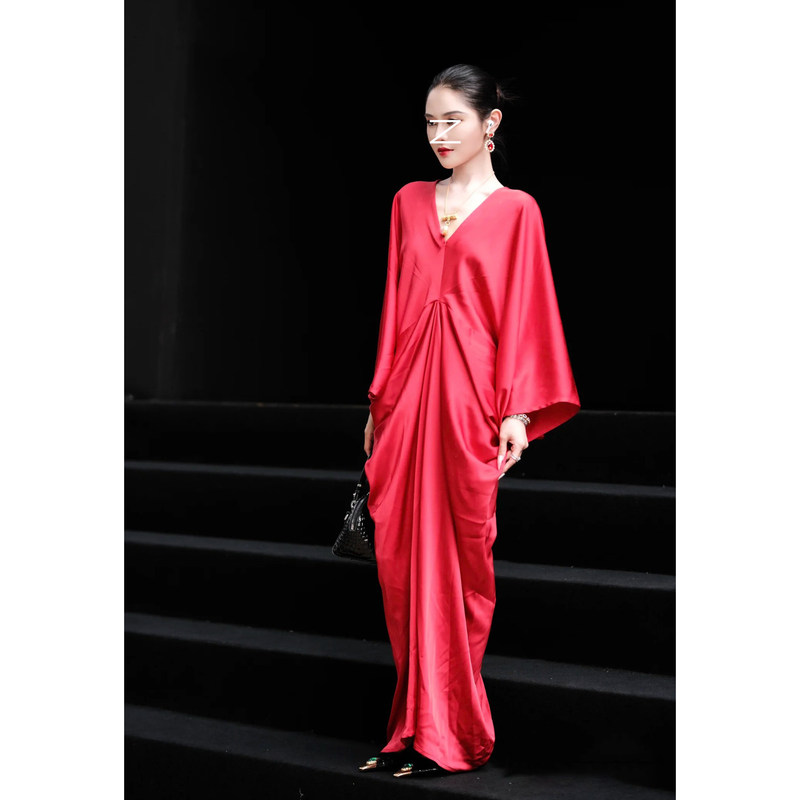 In-Stock Niche Luxury Satin V-Neck Pleated Draped Loose-Fitting Morning Robe Dress Elegant Batwing Sleeve Chinese Red Dress In-Stock Niche Luxury Satin V-Neck Pleated Draped Loose-Fitting Morning Robe Dress Elegant Batwing Sleeve Chinese Red Dress