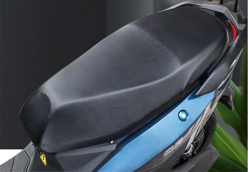 Electric Vehicle Seat Cover, Sun-Proof and Waterproof, Suitable for All Seasons, Elastic Leather Heat-Insulating Seat Cover for Electric Scooters and Motorcycles